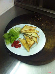 bánh mì bơ tỏi-25k