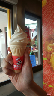 Kem sữa tươi jollibee