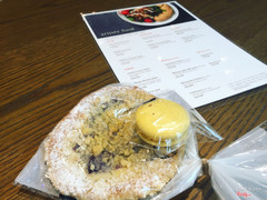 Mango Macaron & Blueberry Cheesecake Bread