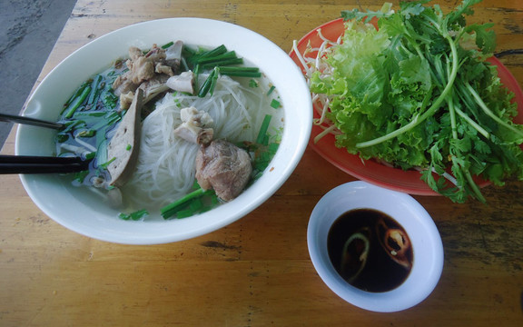 Bò Bít Tết, Mì Spaghetti & Hủ Tiếu Mỹ Tho