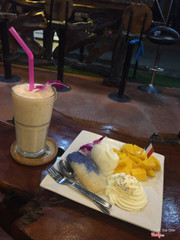 Lychee smoothie. Xôi xoài