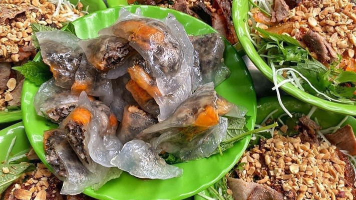 Nộm Thịt Bò Khô Hải Sinh - 57A Đinh Tiên Hoàng