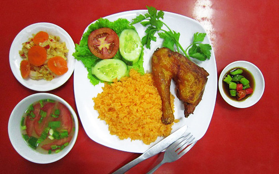 Cơm Gà Tam Kỳ