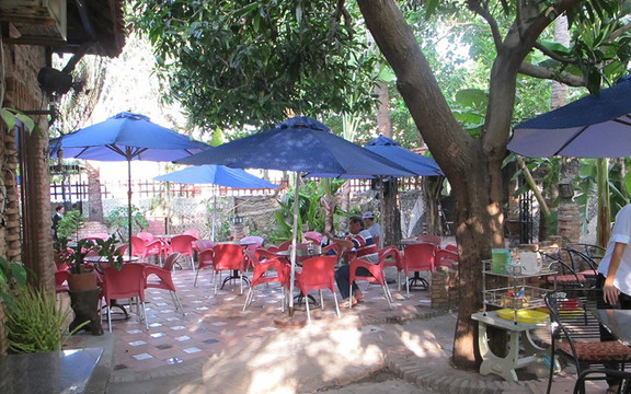 Đồng Dao Cafe