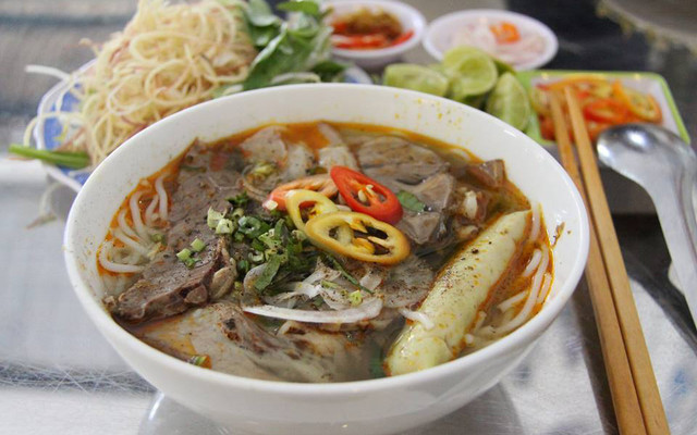 Bún Bò Titi