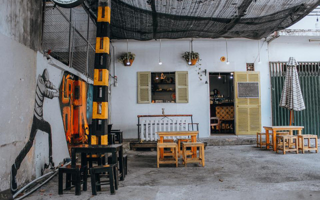 Tiệm Trà Nước Lão Quạ