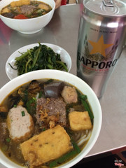 canh bún 25k <a class='hashtag-link' href='/ho-chi-minh/hashtag/sapporopremiumbeer-188774'>#SapporoPremiumBeer</a>