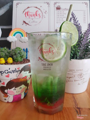 soda phúc bồn tử táo xanh