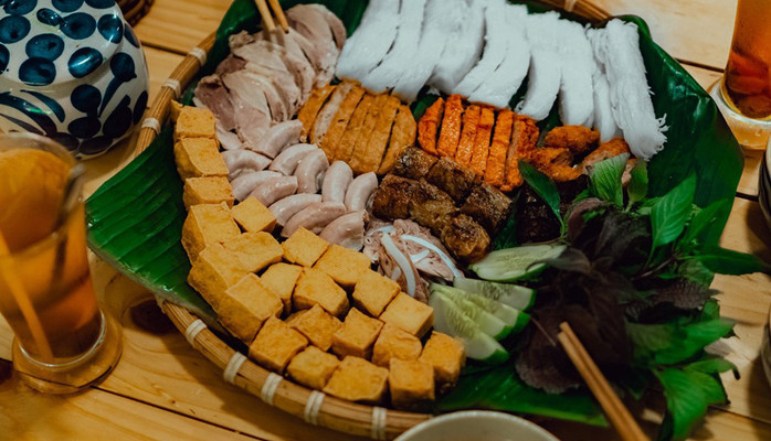 Sân Thượng Quán - Mì Gà & Bún Đậu Mắm Tôm