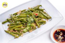 Măng tây xào tỏi