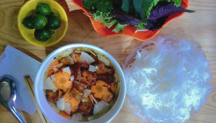 Huy Hoàng - Bún Chả Gia Truyền
