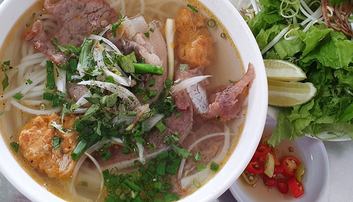 Bún Bò Huế Trang Nam - Trần Đại Nghĩa