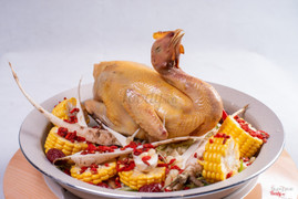 Gà kiến hầm Sâm Bố Chính Tuệ Lâm