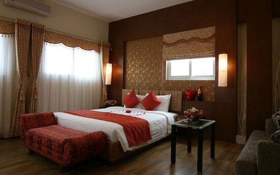 Hanoi Elegance Ruby Hotel - Yên Thái