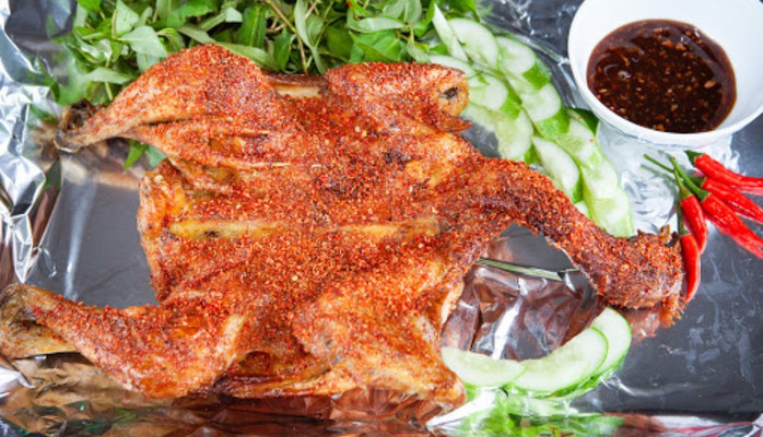 Gà Nướng Muối Ớt Hồng Kông