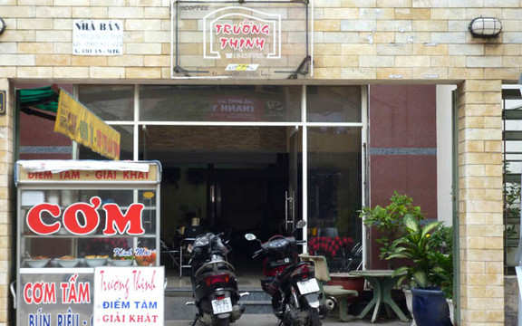 Trường Thịnh - Cơm & Cafe - Thích Quảng Đức