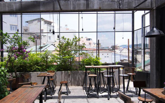 Yolo Hostel & Bar - Trương Công Định