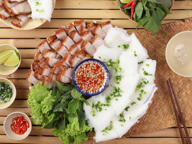 Kim Nga Food - Bún Thịt Xào - Bánh Ướt & Bánh Hỏi Heo Quay