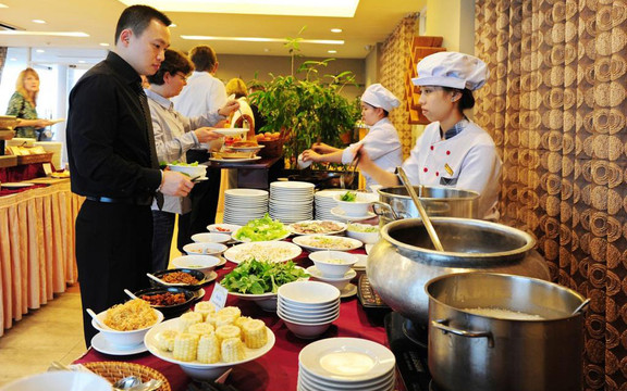 Buffet Green Hotel - Thùy Vân