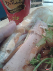 Bánh mì 10k quá trời thịt chả