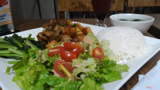 Cơm bò siu ngon
