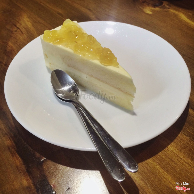 Tropical cake