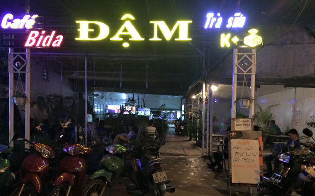 Đậm Cafe & Bida 