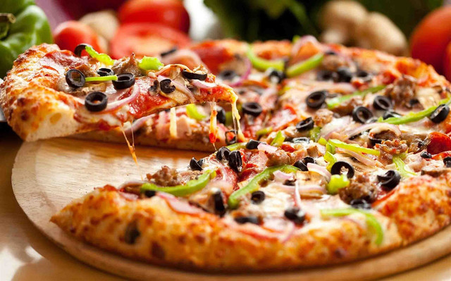 Thế Giới Pizza - Thoại Ngọc Hầu