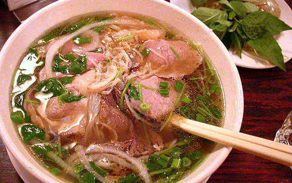 Phở Xuân - Lê Lai