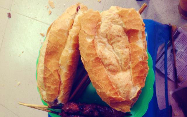 Bánh Mì Hàng Chuối
