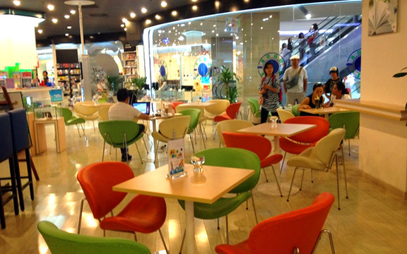  Book Cafe PNC - Vincom Center