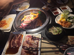 Thịt ngập mặt nè