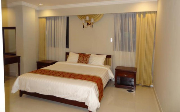 The Waterfront Serviced Residence