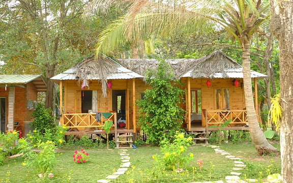 Giraffa Phú Quốc - Unique Natural Bungalow