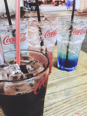 Quán không gian mát mẻ. Giá cả phải chăng. Thích hợp ngồi  tán gẫu. Tâm sự mỏng 