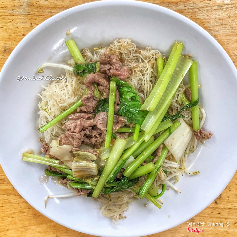 Bún gạo xào bò