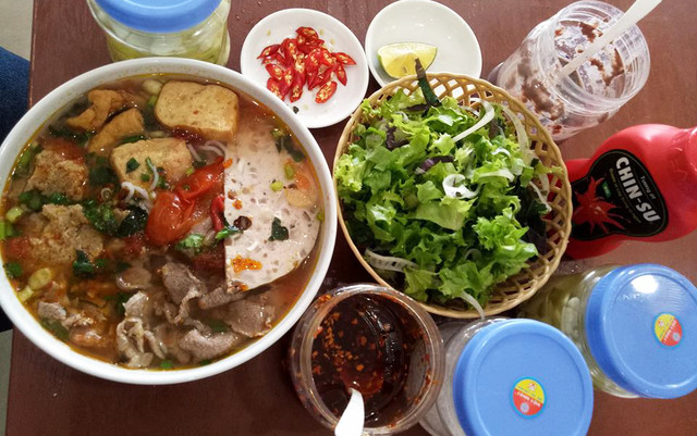 Bà Tam - Bún Riêu Cua & Lẩu Cua Đồng