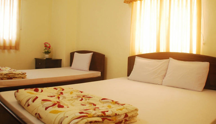 Huy Hoàng Hotel - Sầm Sơn