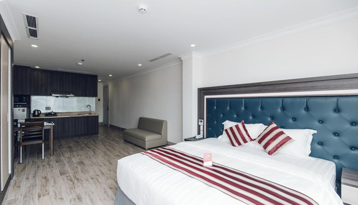 Seven Seas Hotel