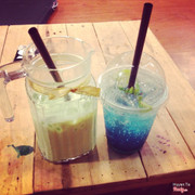 Quán này được nhưng mình không thích ngồi bệt cho lắm :)) đông đông ngồi thì vui. Với cả hơi chật. Đồ uống được.
