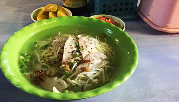 Bánh Canh & Hủ Tiếu - Trần Hưng Đạo