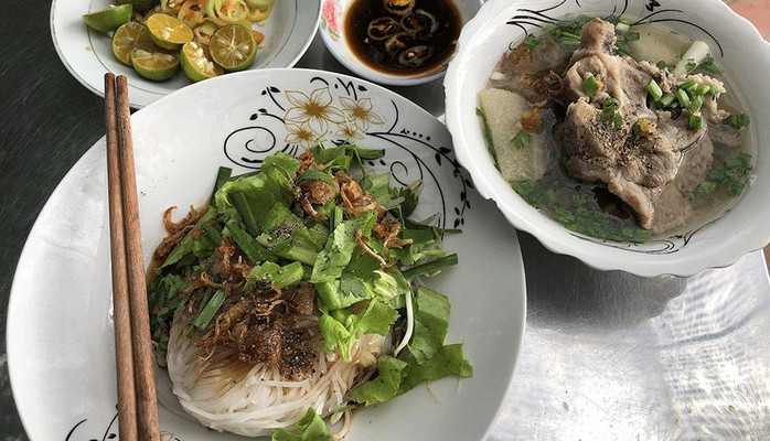 Sun Buffet - Mì Gà Nướng & Hủ Tiếu Sườn Non