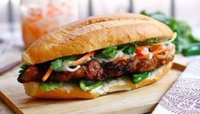 Bánh Mì Thịt Bò Nướng Cô Lành - Bình Thới