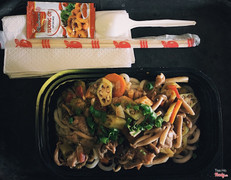 Udon xào nấm