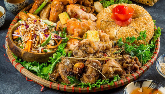 The Xôi - Đệ Nhất Cơm Thố & Xôi Thố