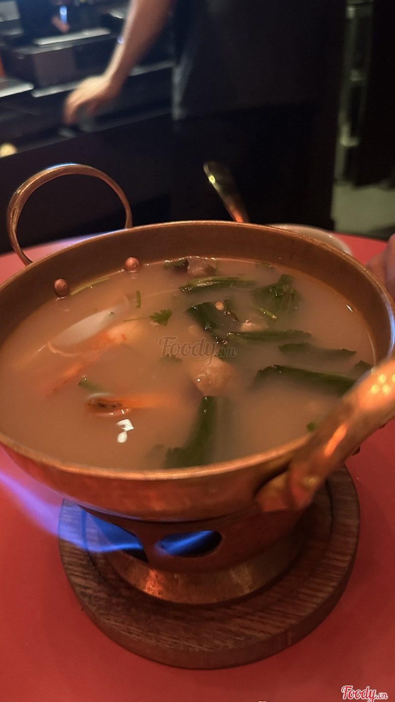 Tomyum hải sản nước trong