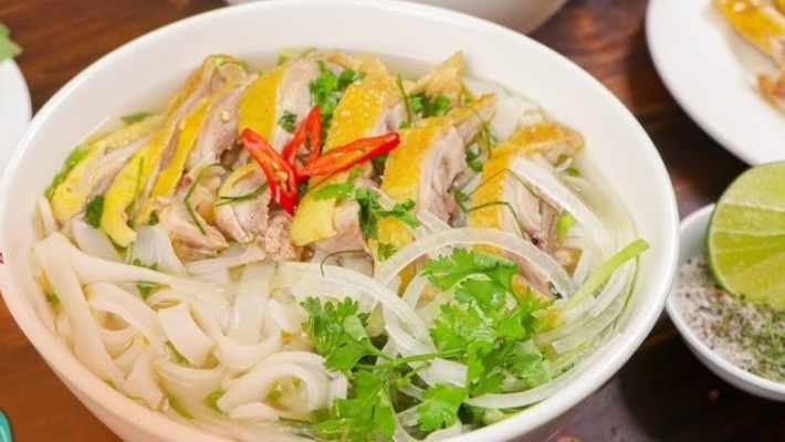 Phở Năng Gia Truyền Phố Cổ - Quang Trung