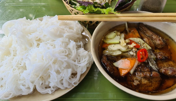 Bún Chả Hiếu Linh - Nguyễn Trãi