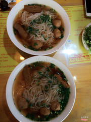 bún tôm viên