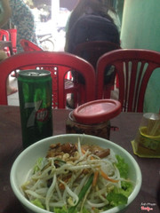 bún thịt nướng & 7Up